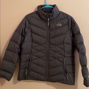 Women’s Northface Puffer coat